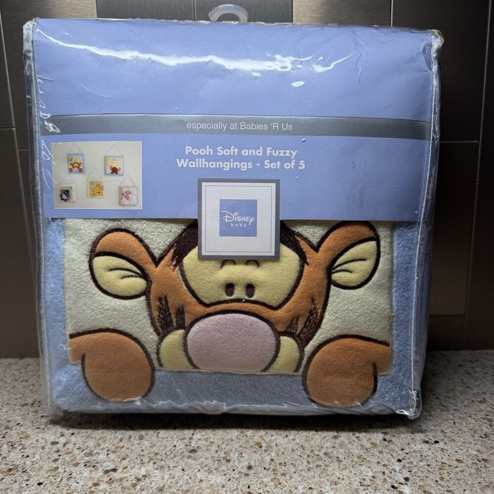 Disney Y2K Winnie The Pooh Soft And Fuzzy Wall Hangings Set New Sealed